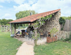 Outdoor dining - Large country house sleeps 14 - Garden - Nordic bath (GRUNDVILLER)