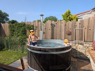 Large country house sleeps 14 - Garden - Nordic bath
