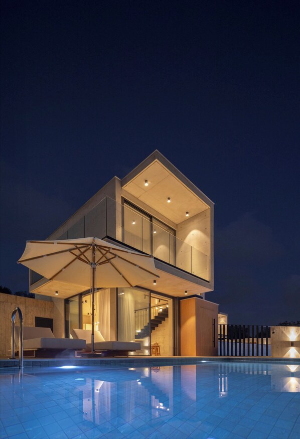 Deluxe Villa, 2 Bedrooms, Private Pool, Sea View | Blackout drapes, soundproofing, iron/ironing board, free WiFi