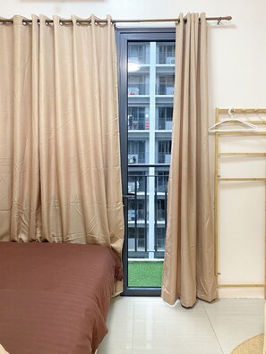 1 bedroom - Rosemary @ Shore 2 residences 1BR (Pasay City)