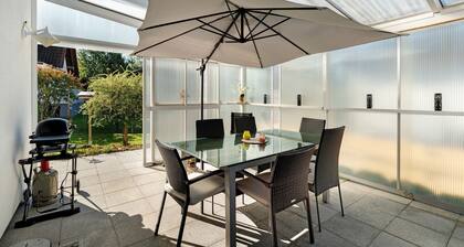 Holiday Home 'Langer' with Mountain View, Private Terrace and Wi-Fi