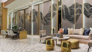 Ảnh chưa phân loại, 2 trong số 44 ảnh, nút