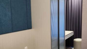 Luksus-lejlighed - 2 soveværelser - balkon - udsigt til pool | Gratis Wi-Fi