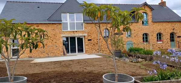 Exterior - Logis de la Provosterie - CLIVIA (Ahuille)