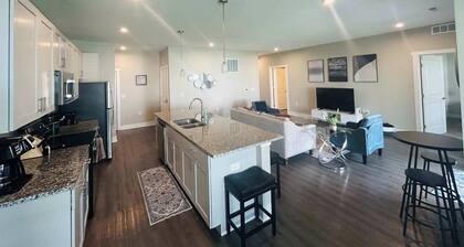 Spacious, Wyoming MI Getaway- Minutes to GR