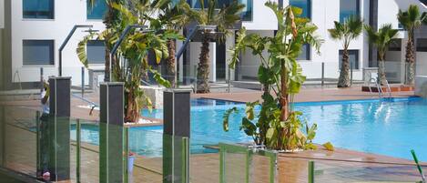 Apartament | Piscina | Piscina a l'aire lliure