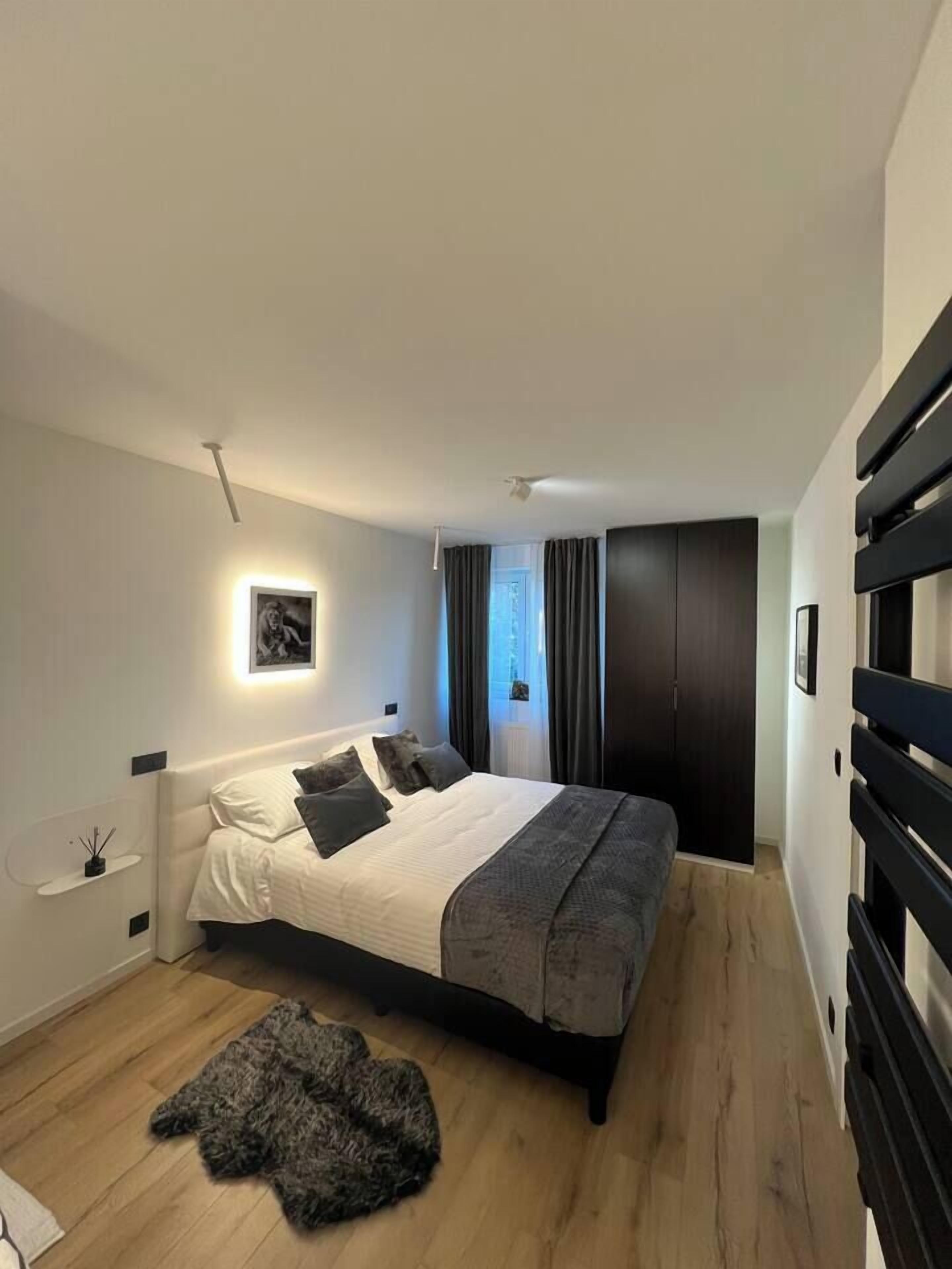 1 chambre, fer et planche à repasser, lit parapluie, Wi-Fi