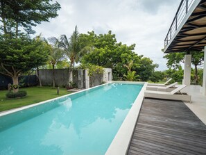 Outdoor pool - Tamerta Villa (Tulamben)
