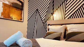 Studio Comfort, 1 Tempat Tidur Double, difabel mobilitas, lantai dasar | Meja kerja, ruang kerja ramah laptop, dan kedap suara