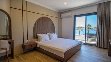 Deluxe-Zimmer, eingeschränkter Meerblick | Zimmerausstattung