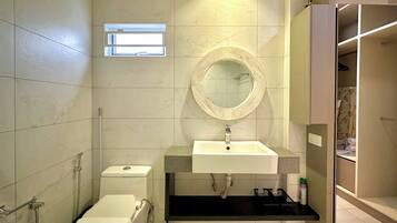 House, Patio | Bathroom