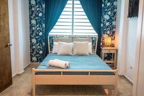 3 bedrooms, desk, iron/ironing board, WiFi