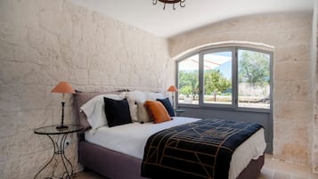 Villa, vista piscina | Wi-Fi gratuito