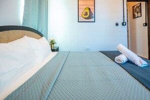 2 bedrooms, iron/ironing board, free WiFi, bed sheets