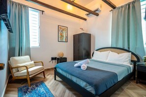 2 chambres, fer et planche à repasser, accès au Wi-Fi (inclus)