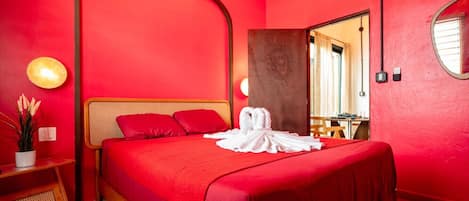 1 bedroom, desk, iron/ironing board, free WiFi