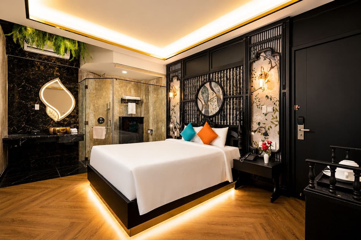 Deluxe Double City View Free 1 signature cocktail | 무료 WiFi