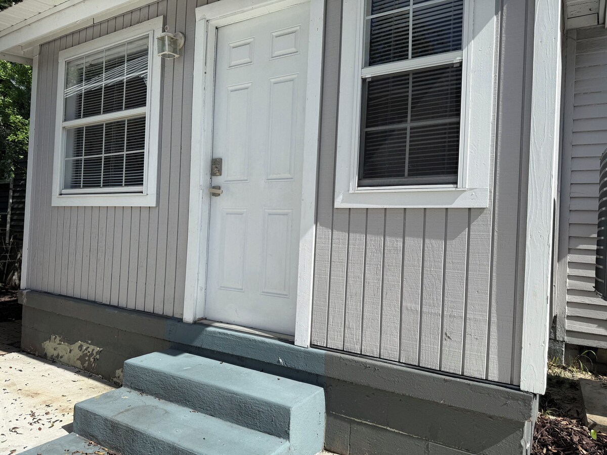 Photo 16 of Prime location surrounded by historic attractions with free parking