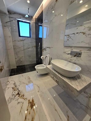 Bathroom - Hotel Selavi (Sarande)