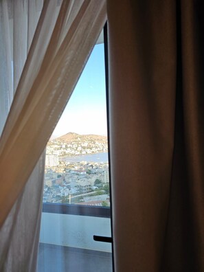 Laptop workspace, free WiFi - Hotel Selavi (Sarande)