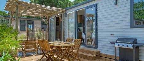 Mobile Home | Balcony