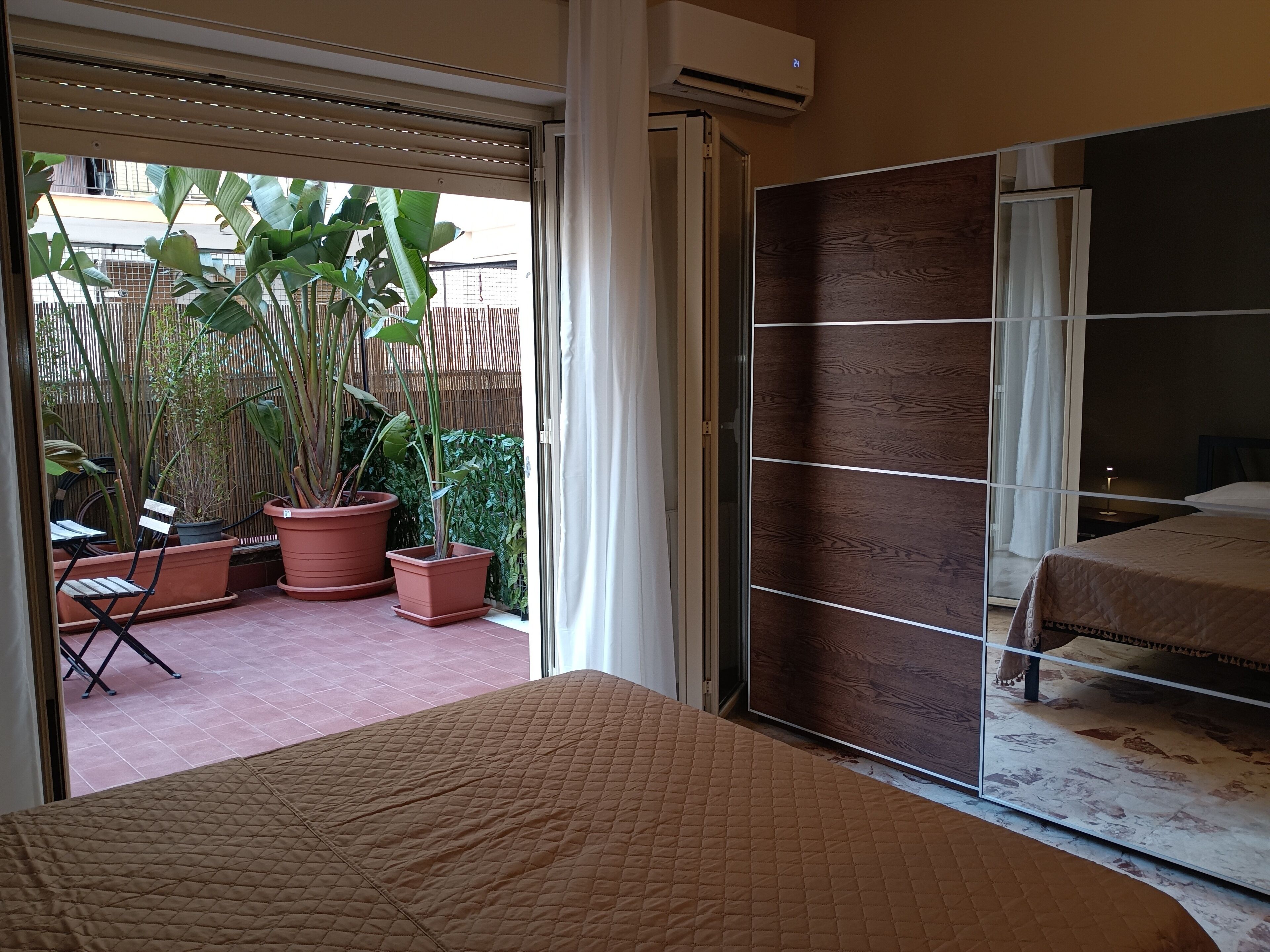 4 Schlafzimmer, Bügeleisen/Bügelbrett, Reisekinderbett, WLAN