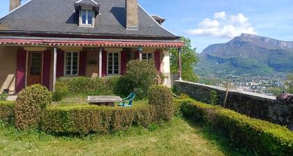 Family home in the heart of the Alps, near Lac du Bourget, Chambéry, Savoie