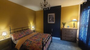 3 chambres, bureau, fer et planche à repasser, Wi-Fi gratuit