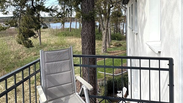 Property grounds - Haus am Röblinsee - Holiday apartment Spatz in Fürstenberg / Havel (Fürstenberg/Havel)