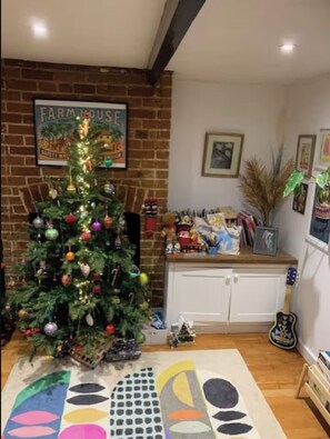 Interior - Cozy, family-friendly 3-bedroom cottage in Headington (Headington)