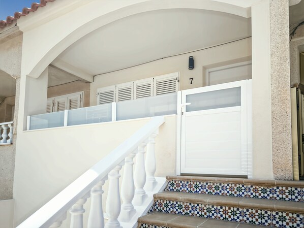 公寓, 3 間臥室, 庭院, 海景 | 外觀細部