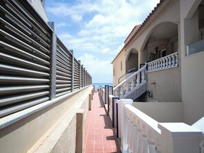 Appartement, 3 chambres, patio, vue océan | Extérieur