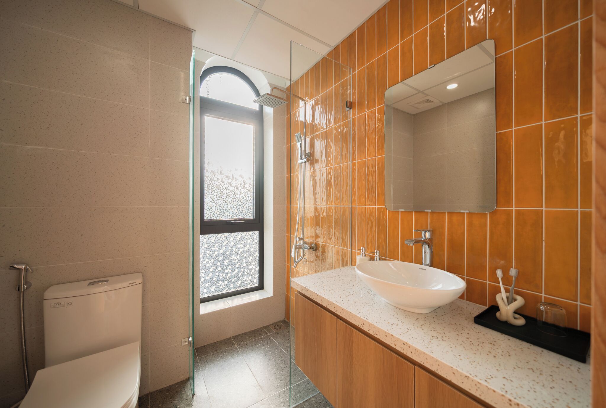 Apartment, 1 Bedroom, City View | Bathroom | Shower, rainfall showerhead, bathrobes, towels