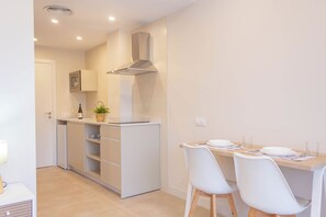 Standard Studio Suite, Balcony, City View