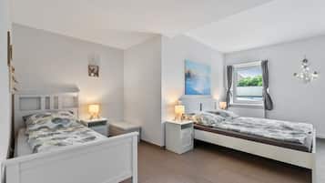 3 bedrooms, WiFi, bed sheets