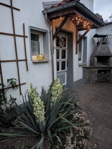 250 m vom Woblitzsee entfernt  - ruhige FeWo mit WLAN, Terrasse, Fahrradgarage