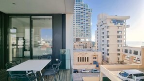 2 bedrooms - Hayarkon Royal in Tel Aviv-yafo (Tel Aviv)