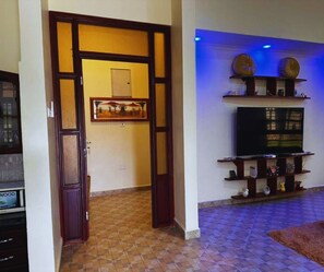Luxury Villa, Garden View | Living area