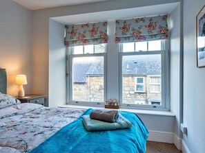 3 Schlafzimmer, Reisekinderbett, kostenloses WLAN, Bettwäsche