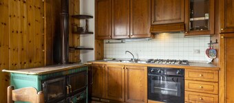 Wonderful  villa for 6 people with WIFI, TV, patio and pets allowed