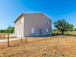 Exterior - Lovely apartment for 7 people with WIFI, A/C and pets allowed (Donoratico)