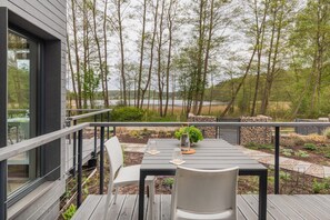 House | Balcony - Holiday Home by Lake Wiselka With Sauna (gmina Wolin)