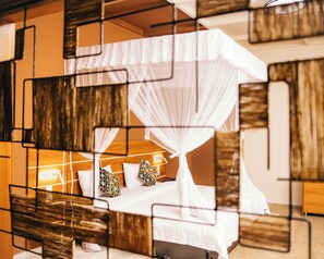 Estudio, vistas al jardín | Escritorio, espacio para trabajar con un portátil, wifi gratis