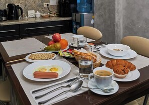 Daily continental breakfast for a fee - Sky Rise (Sarajevo)