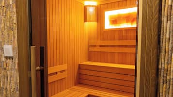 Couples treatment rooms, sauna, steam room, Turkish bath, aromatherapy