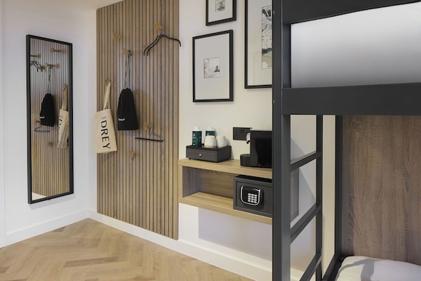 Wifi gratis y ropa de cama