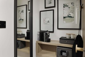 واي فاي مجانًا وملاءات أسرّة