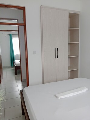 2 Schlafzimmer, Bügeleisen/Bügelbrett, WLAN, Bettwäsche