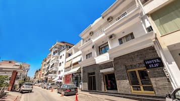 Façade de lâhĂ©bergement