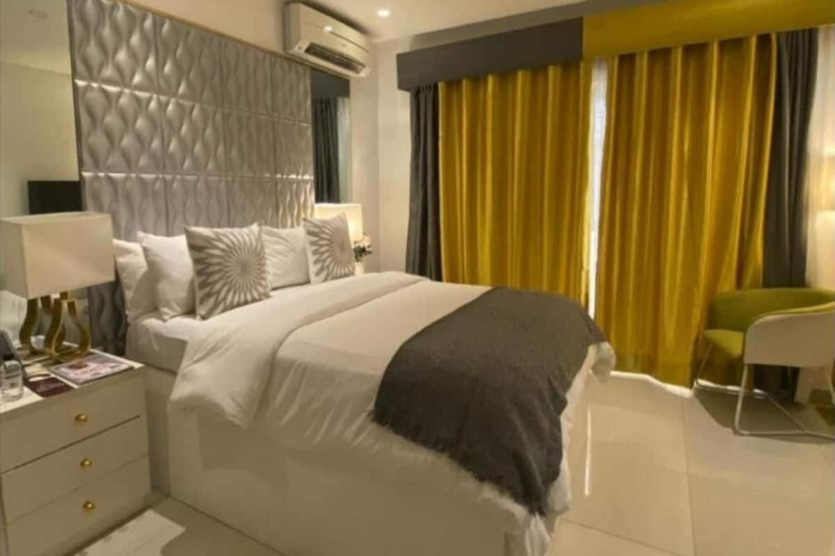 Klassieke kamer, 1 twee- of 2 eenpersoonsbedden, balkon | Een laptopwerkplek, gratis wifi